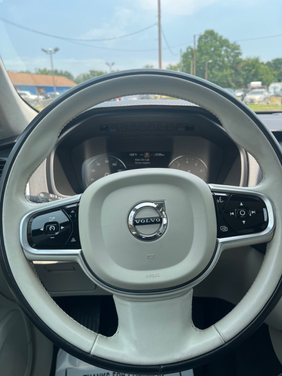 2013 Volvo XC90 Image 9
