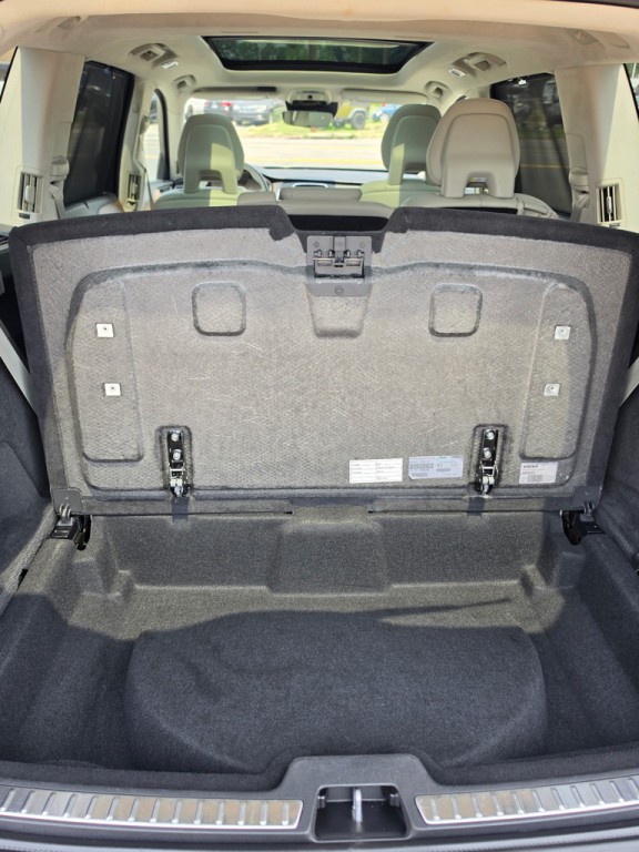 2013 Volvo XC90 Image 24