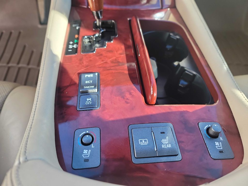 2007 Lexus LS 460 Image 12