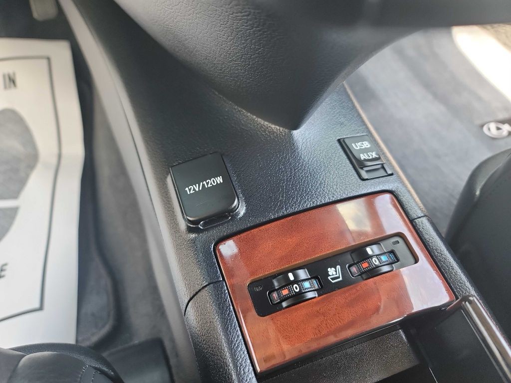 2010 Lexus HS 250h Image 19
