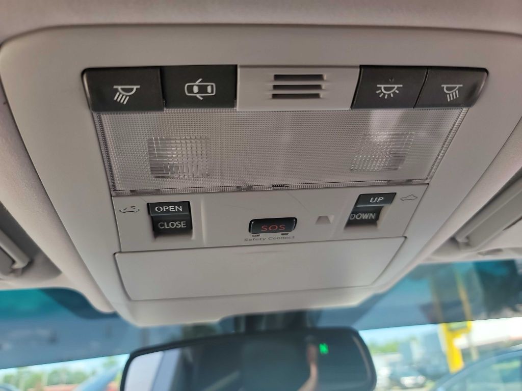 2010 Lexus HS 250h Image 21