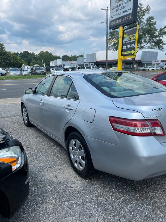 2011 Toyota Camry Image 6