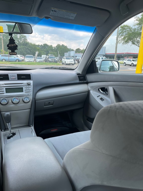 2011 Toyota Camry Image 15