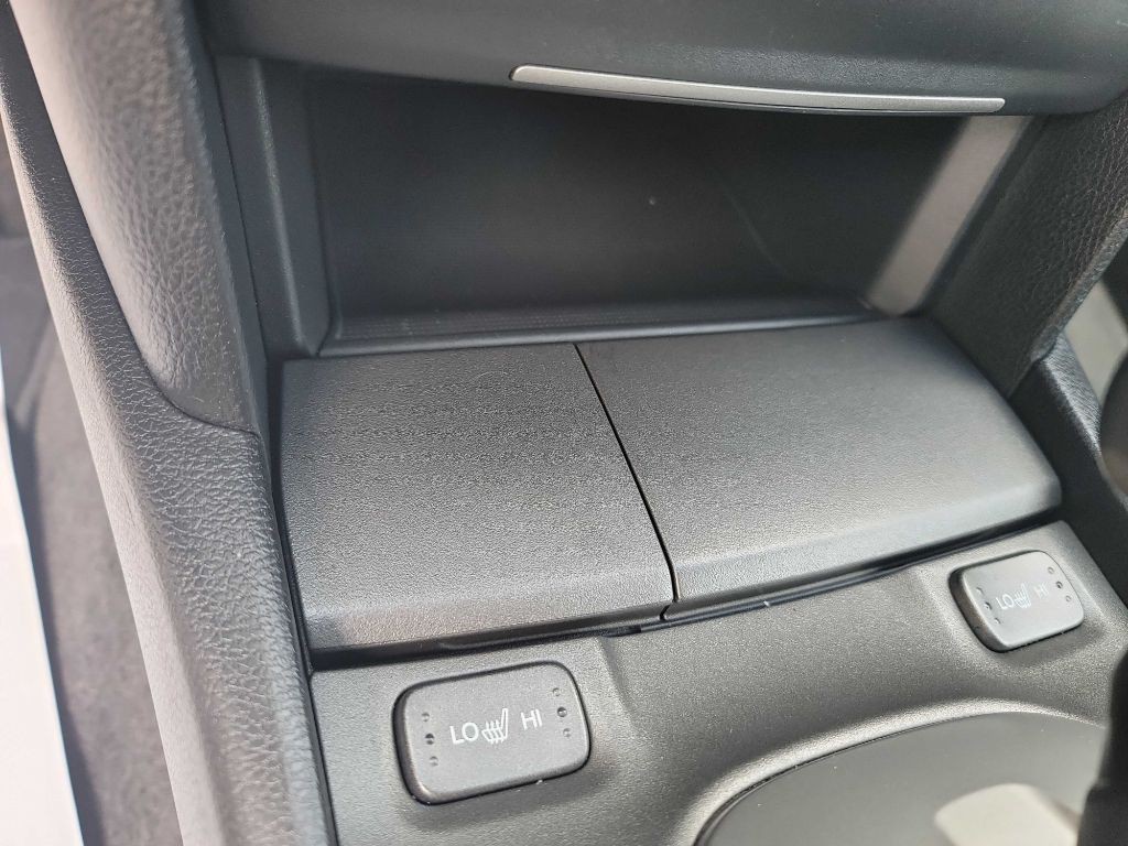 2009 Honda Accord Image 16