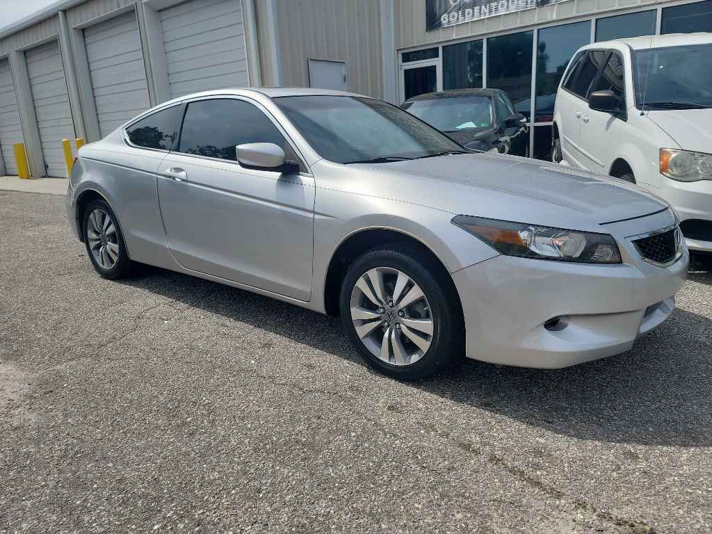2009 Honda Accord Image 1
