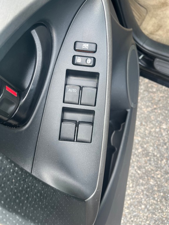 2012 Toyota Rav4 Image 7