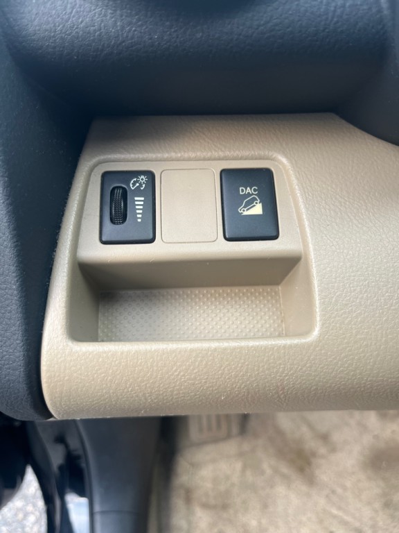 2012 Toyota Rav4 Image 8