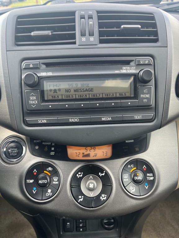 2012 Toyota Rav4 Image 12