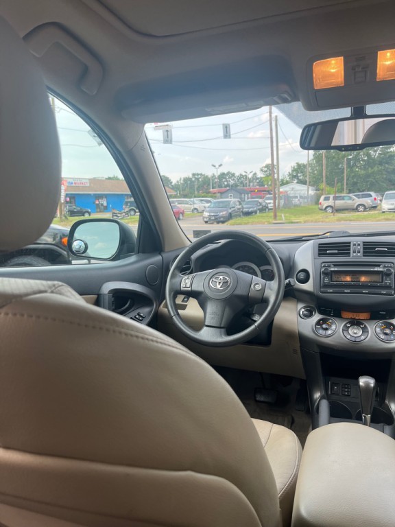 2012 Toyota Rav4 Image 21