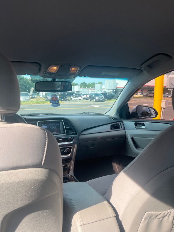 2018 Hyundai Sonata Image 17