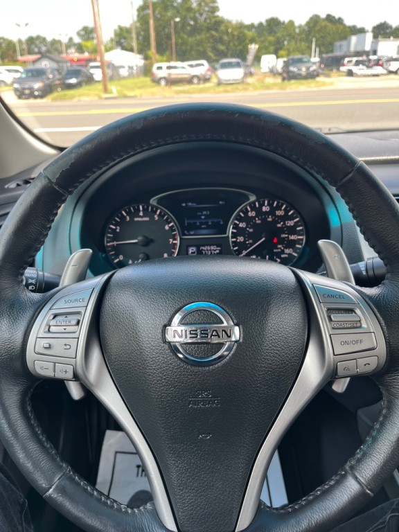 2013 Nissan Altima Image 10