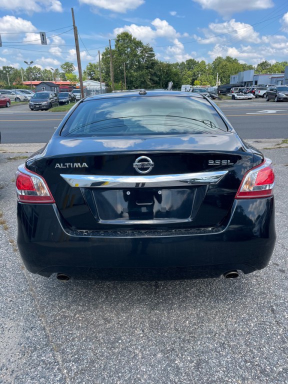 2013 Nissan Altima Image 24