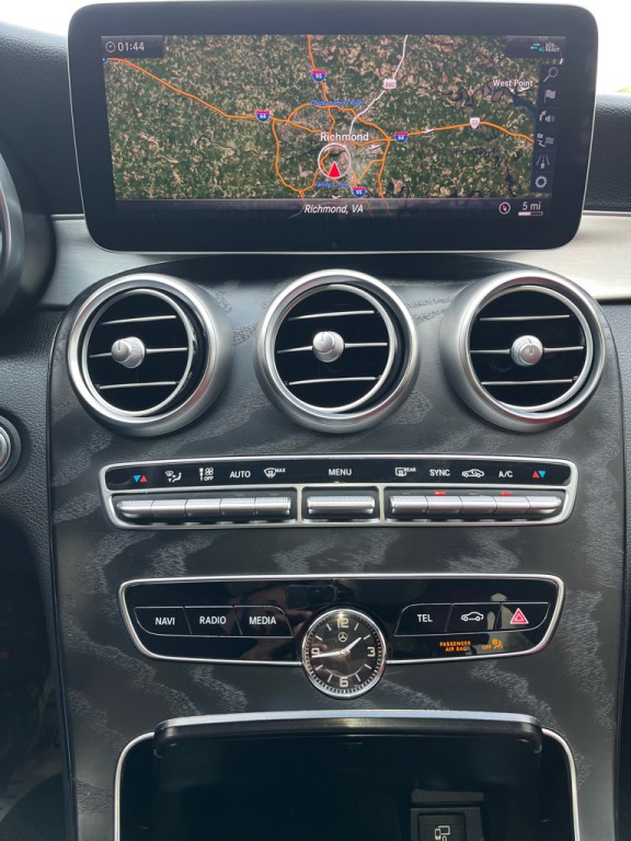 2019 Mercedes-Benz C-Class Image 13