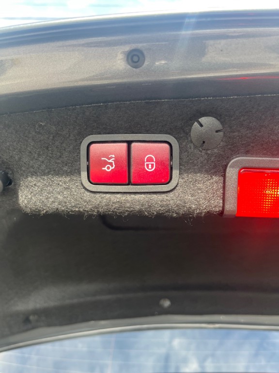 2019 Mercedes-Benz C-Class Image 21
