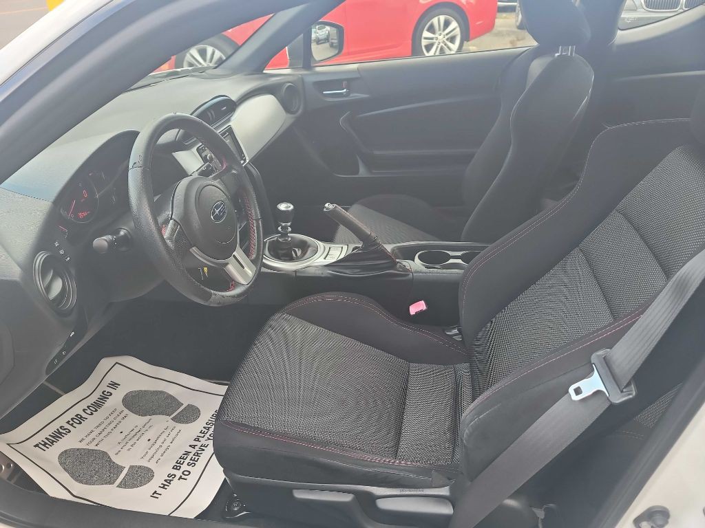 2014 Subaru BRZ Image 7