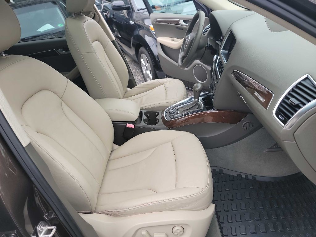 2011 Audi Q5 Image 32