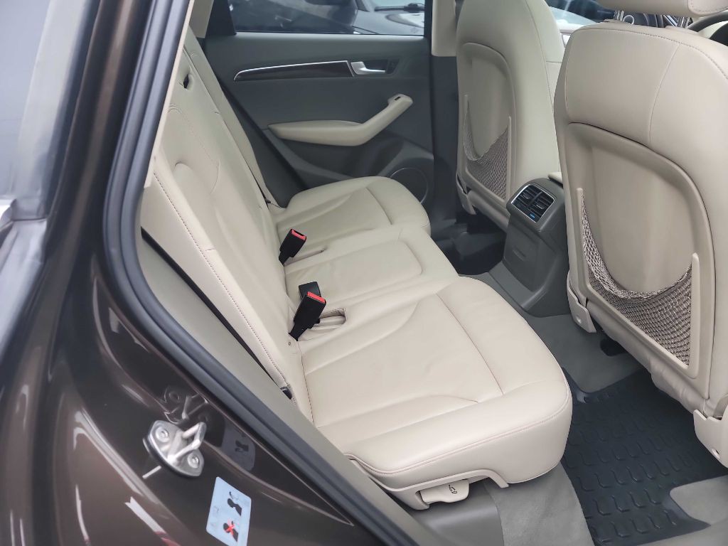 2011 Audi Q5 Image 35