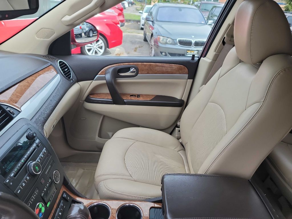 2012 Buick Enclave Image 9