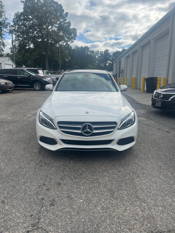 2018 Mercedes-Benz C-Class Image 2