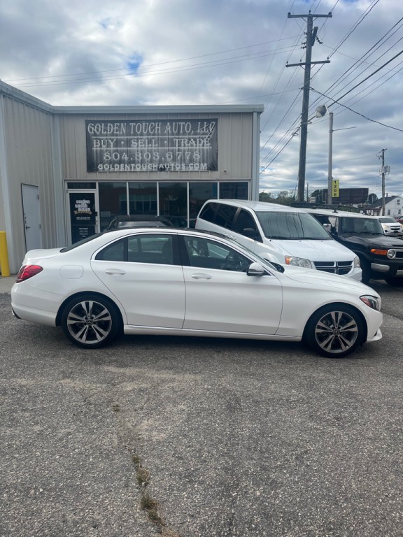 2018 Mercedes-Benz C-Class Image 3