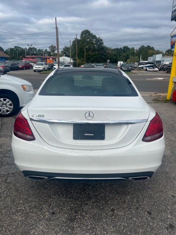 2018 Mercedes-Benz C-Class Image 22