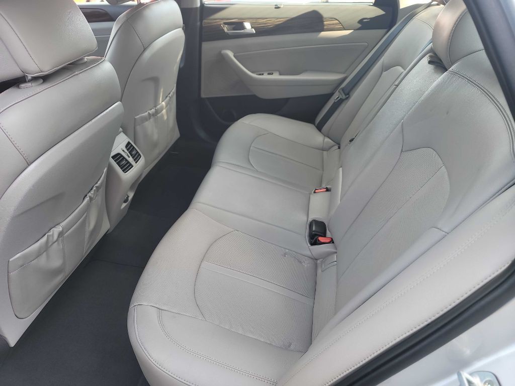 2016 Hyundai Sonata Image 18