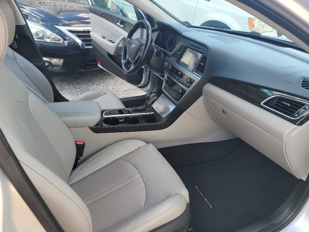 2016 Hyundai Sonata Image 23