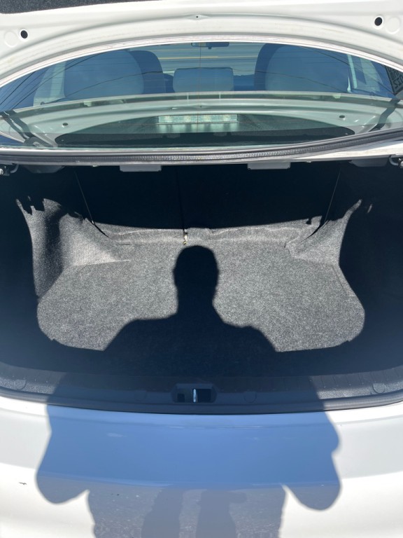 2013 Toyota Corolla Image 18