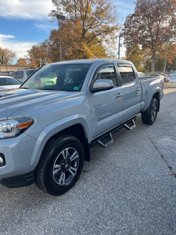 2018 Toyota Tacoma Image 6