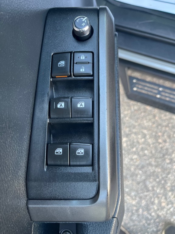 2018 Toyota Tacoma Image 8