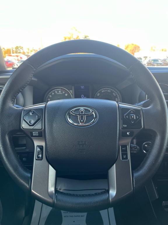 2018 Toyota Tacoma Image 11