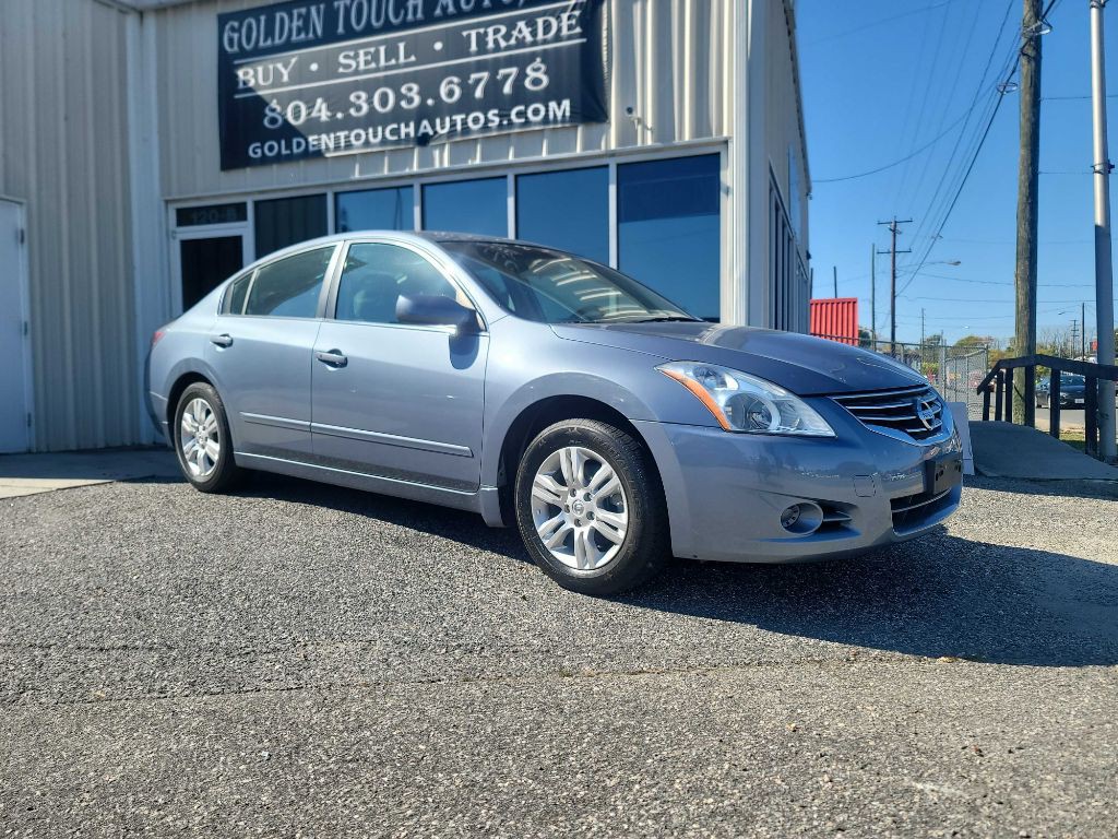 2010 Nissan Altima Image 1
