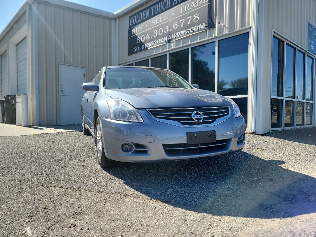 2010 Nissan Altima Image 2