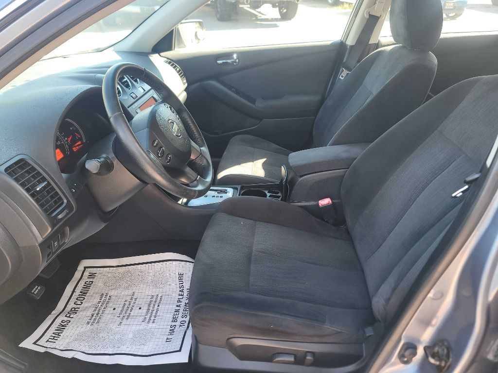 2010 Nissan Altima Image 5