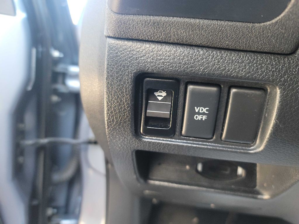 2010 Nissan Altima Image 8