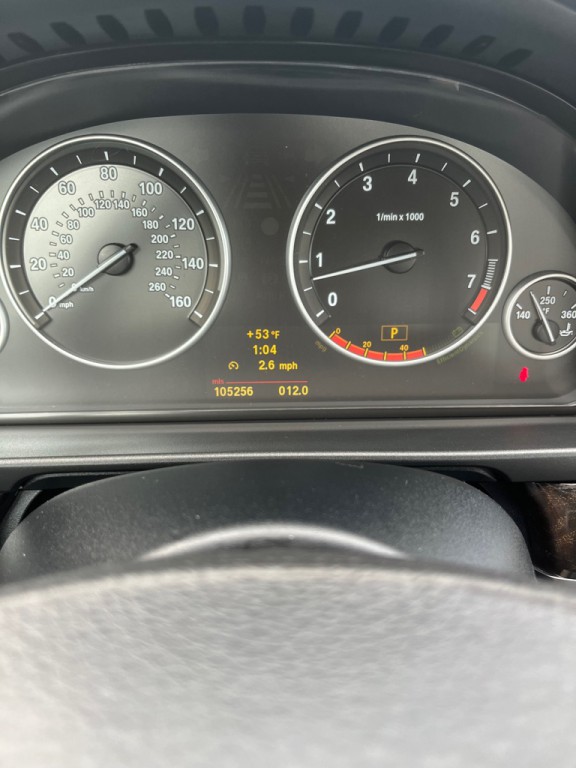 2011 BMW 5 Series Image 10