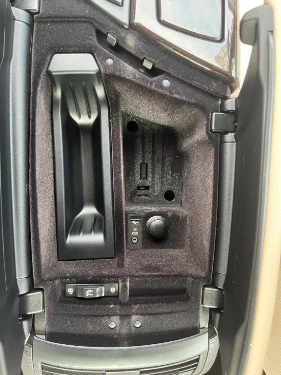 2011 BMW 5 Series Image 14