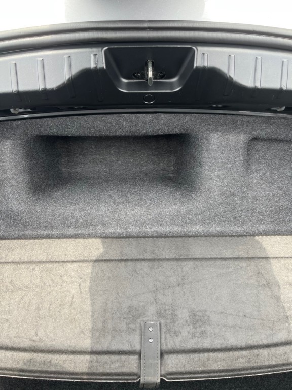 2011 BMW 5 Series Image 24