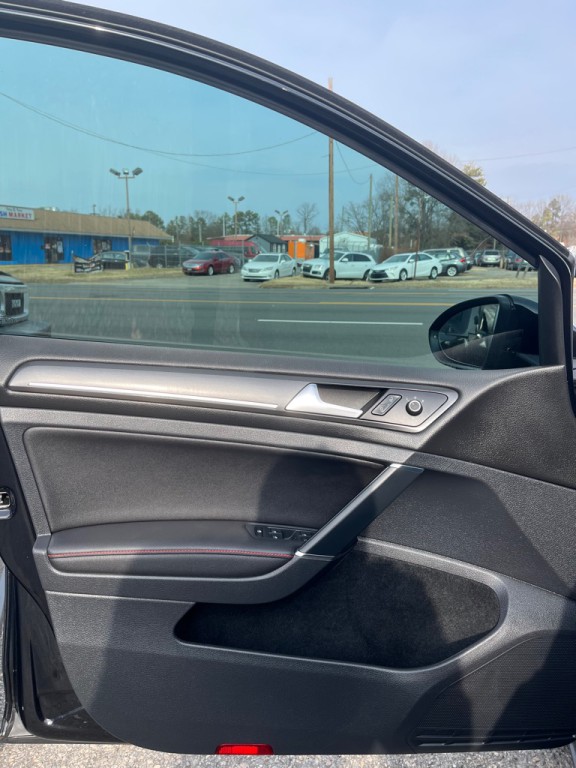 2020 Volkswagen GTI Image 7