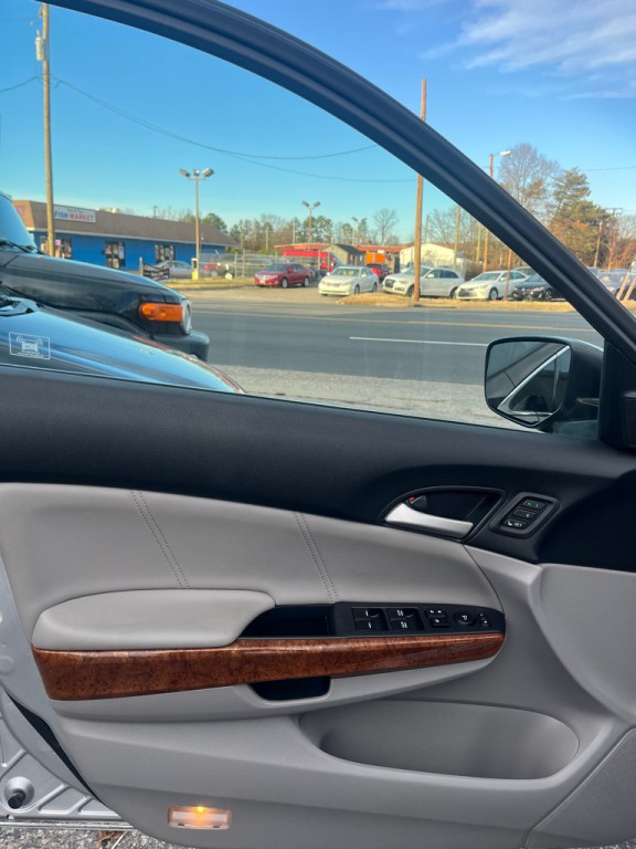 2011 Honda Accord Image 6