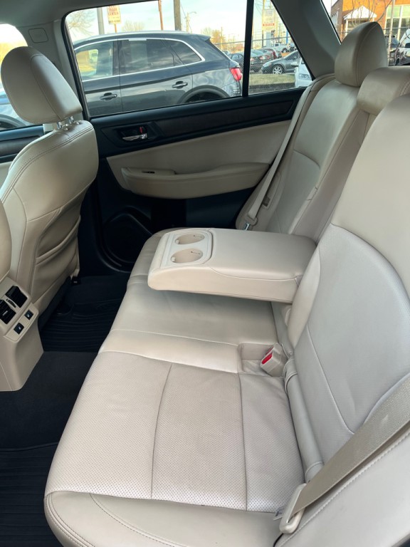 2015 Subaru Outback Image 15