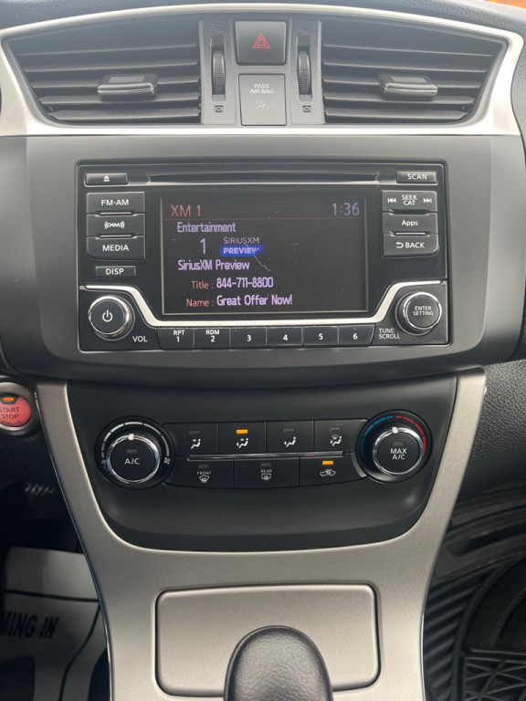 2015 Nissan Sentra Image 12