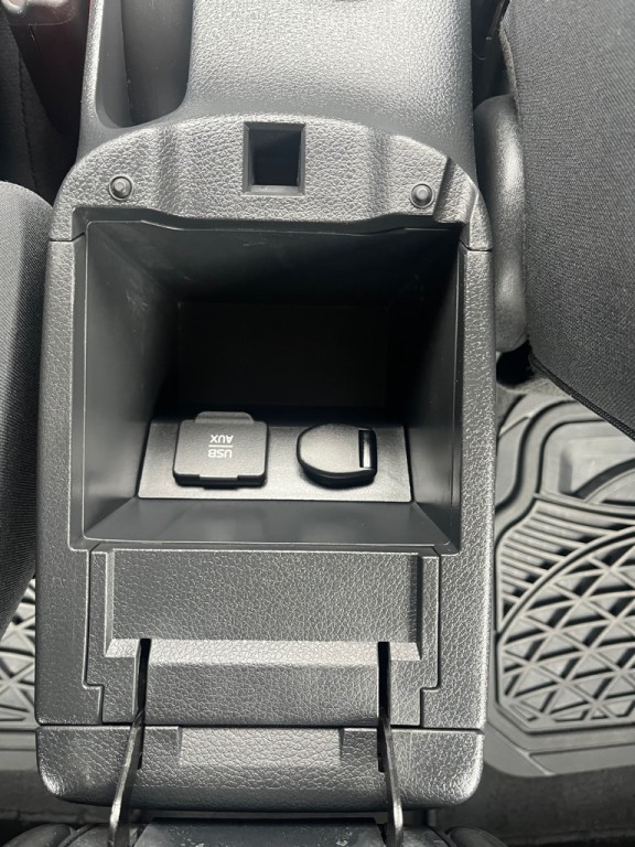 2015 Nissan Sentra Image 14