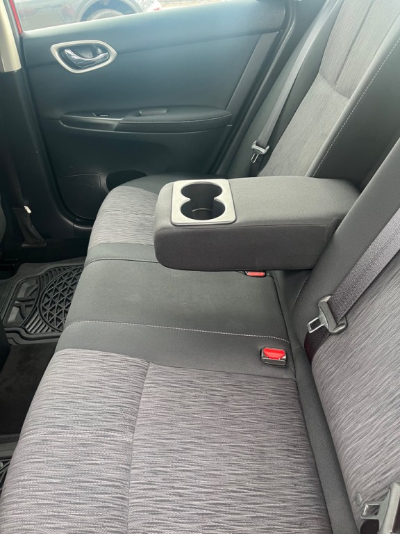 2015 Nissan Sentra Image 19