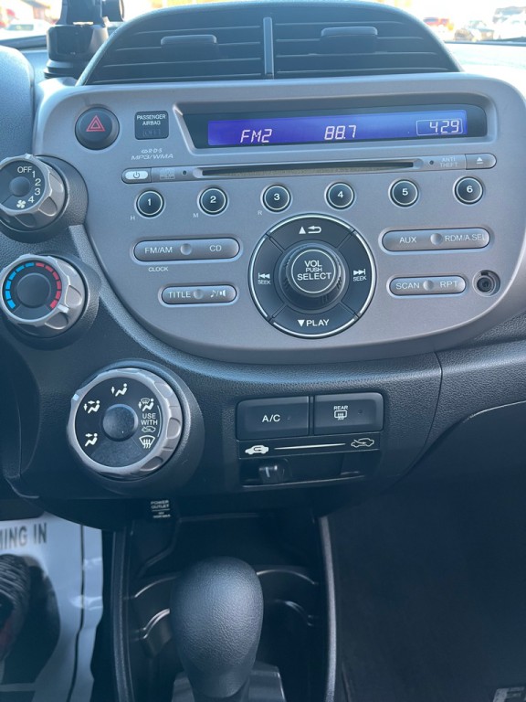 2011 Honda Fit Image 9