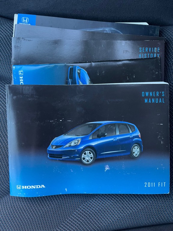 2011 Honda Fit Image 11