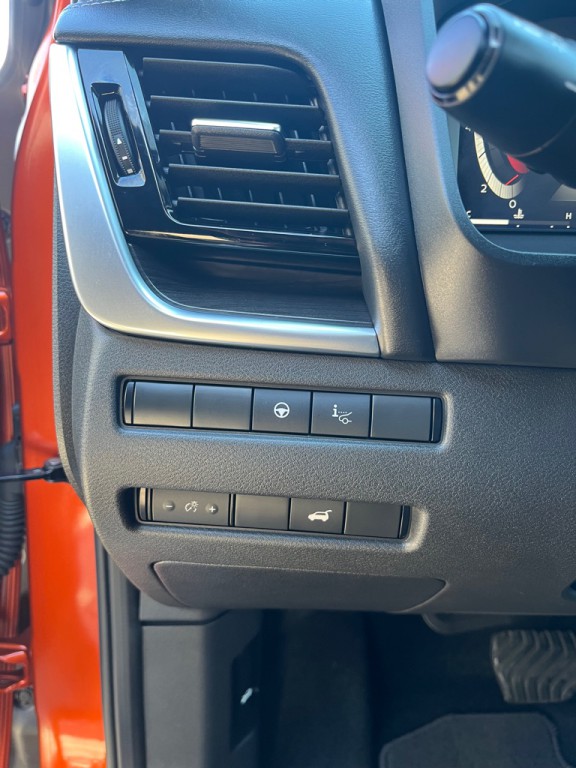 2021 Nissan Rogue Image 10