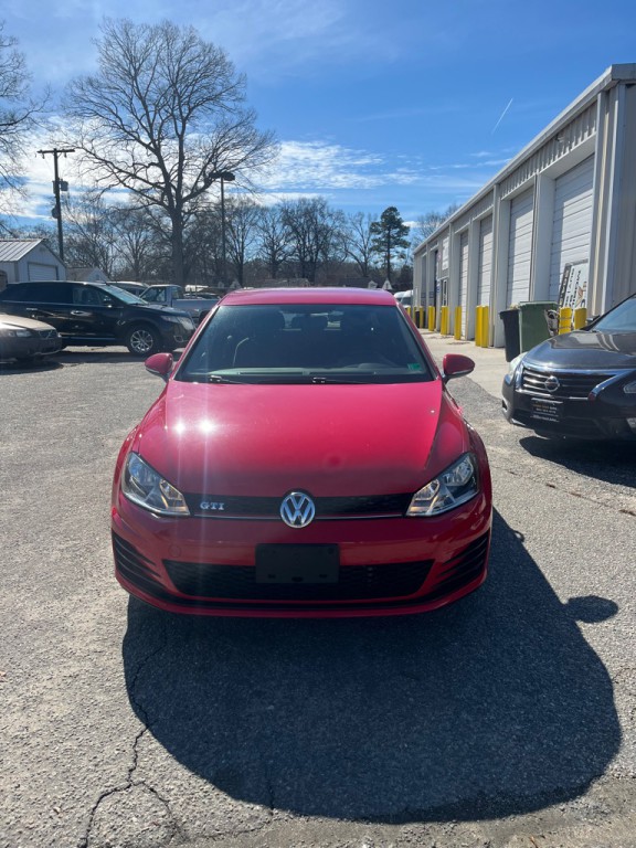 2016 Volkswagen GTI Image 2