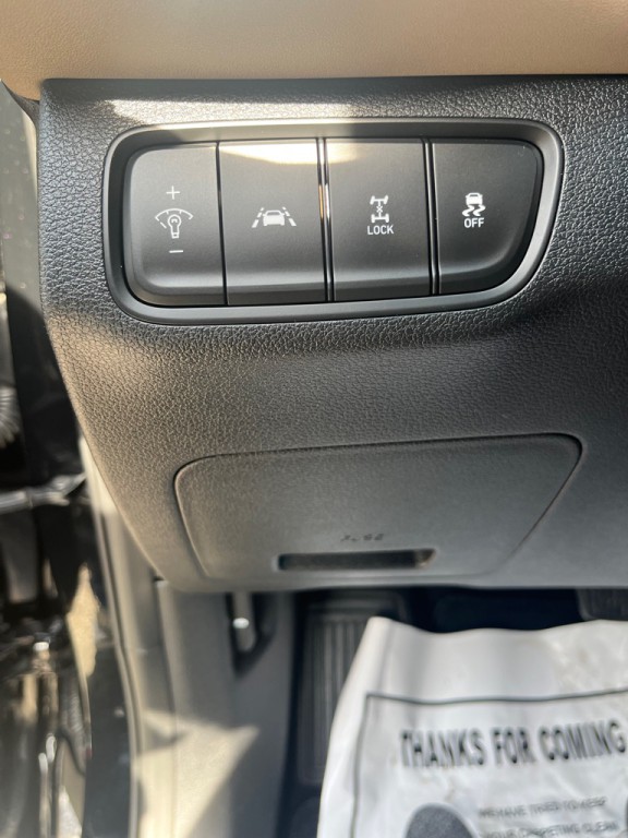 2020 Hyundai Santa Fe Image 7