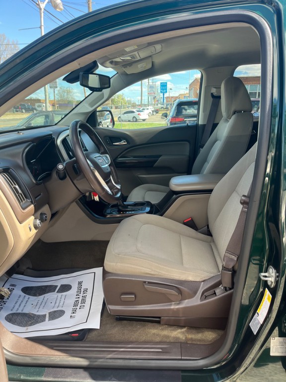 2016 GMC Canyon Image 8